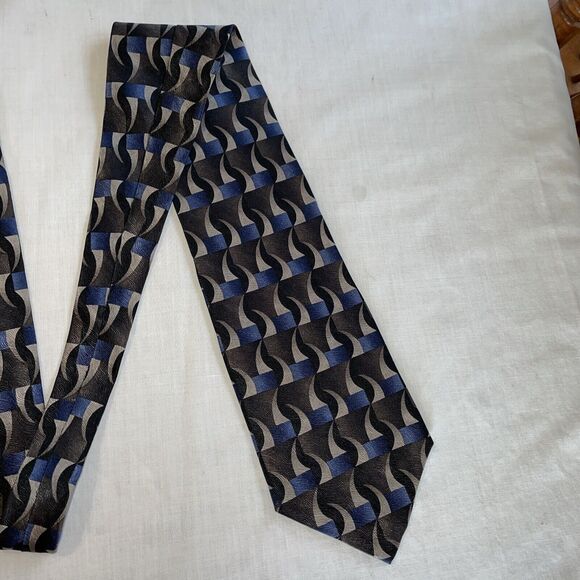 Joseph & Feiss Dress Tie Mens Size 57" Wide Black Blue Geometric 100% Silk - Picture 4 of 12